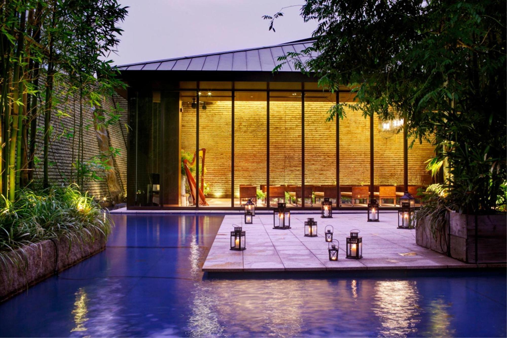 Oriental Hotel Kōbe Exterior foto The Spa at The Park, Hyderabad